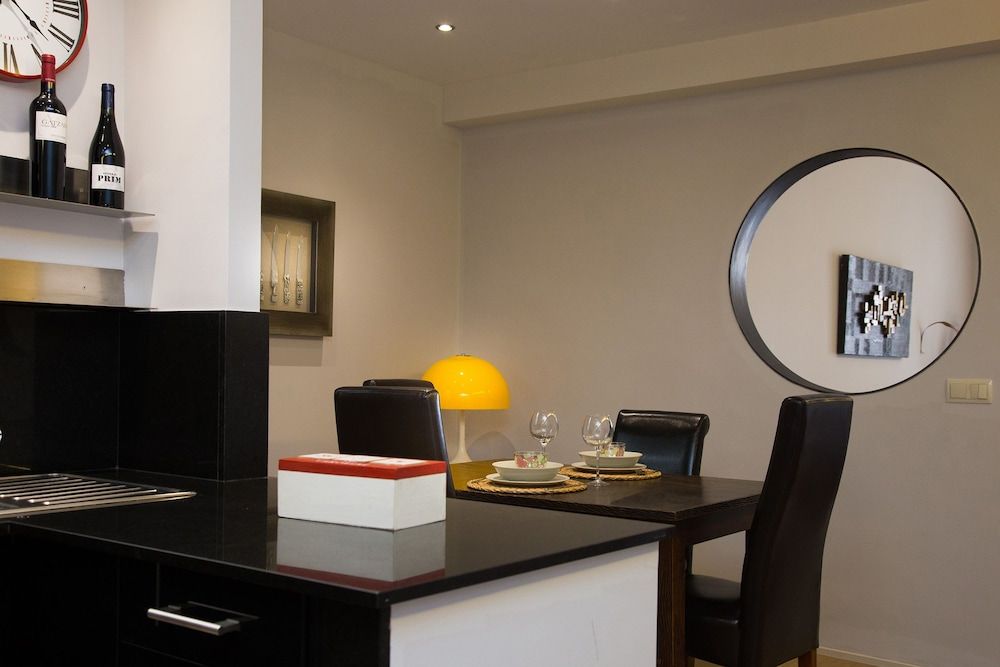 undefined Opening Doors Aribau 8