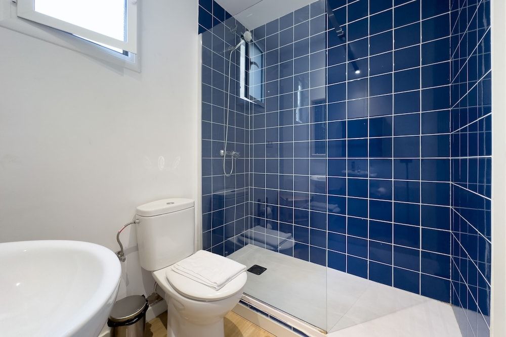 AinB Barcelona Sants Apartments Family Apartment, 4 Bedrooms, 2 Bathrooms 6