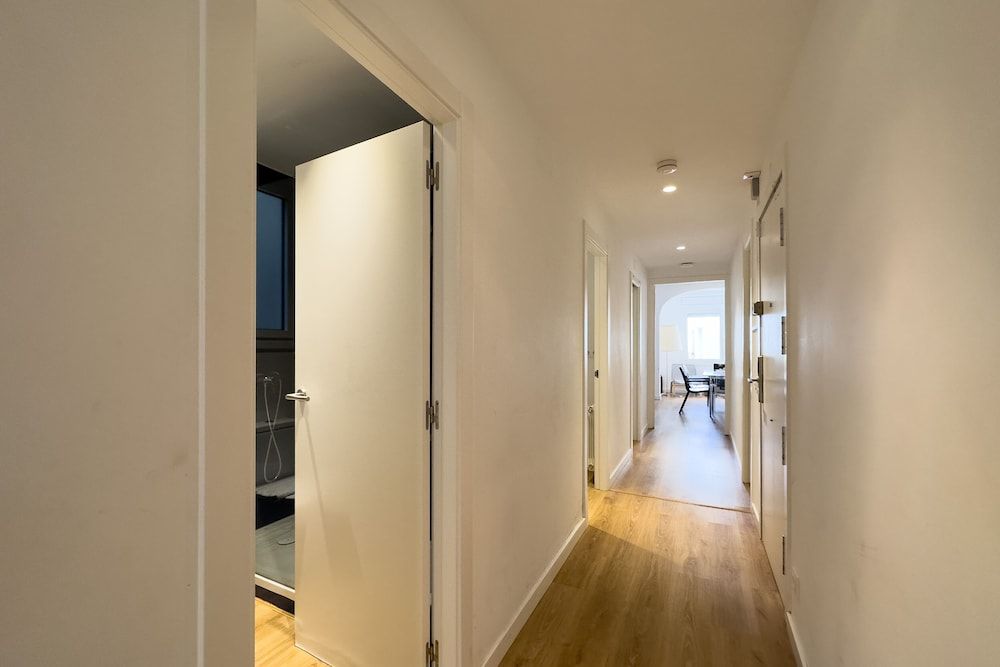 AinB Barcelona Sants Apartments Family Apartment, 4 Bedrooms, 2 Bathrooms 7