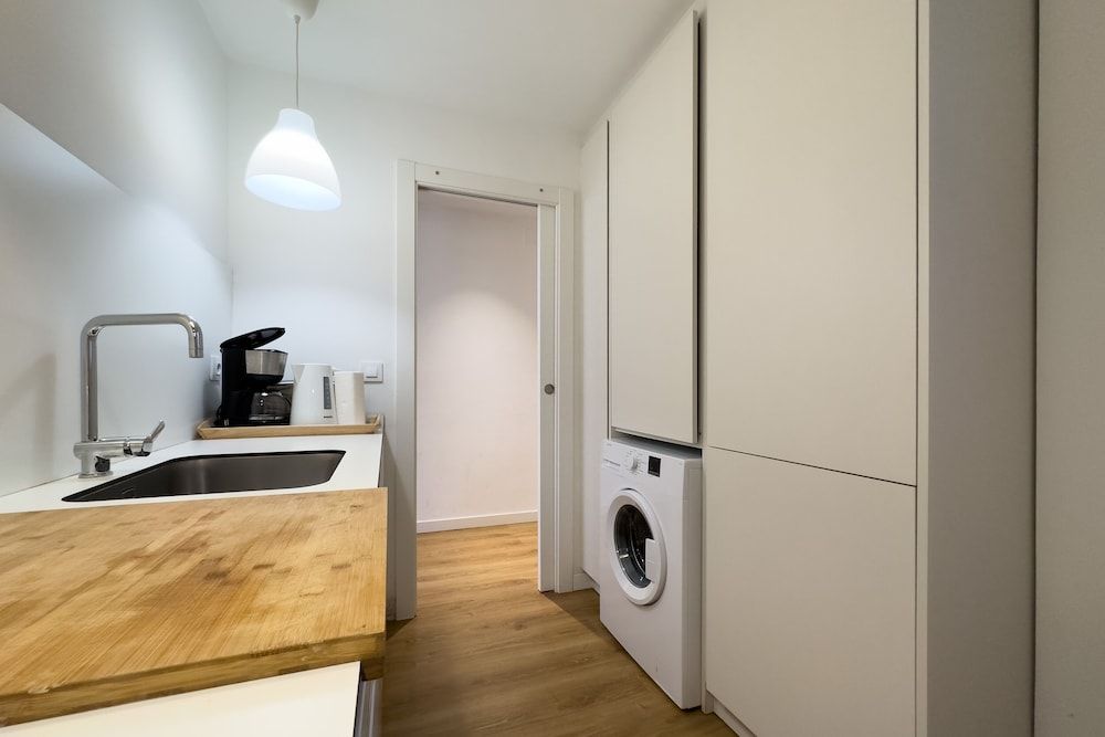 AinB Barcelona Sants Apartments Family Apartment, 4 Bedrooms, 2 Bathrooms 10