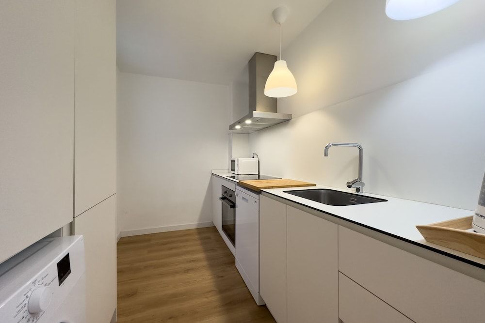 AinB Barcelona Sants Apartments Family Apartment, 4 Bedrooms, 2 Bathrooms 9