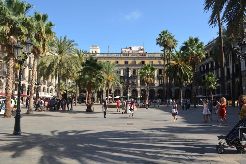 undefined V Barcelona Hostal 6