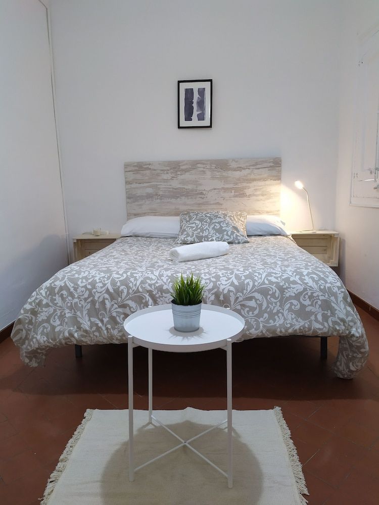 undefined V Barcelona Hostal