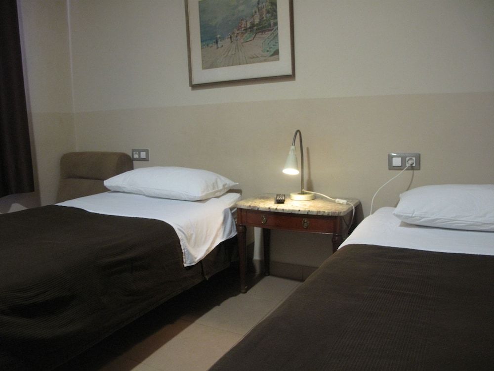 Hostal LK Standard Room 2