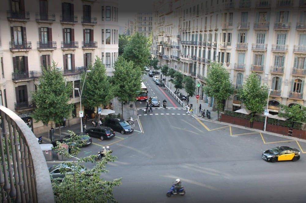 Bruc & Bruc Barcelona Standard Double Room, 1 Double Bed, Non Smoking, Shared Bathroom 4