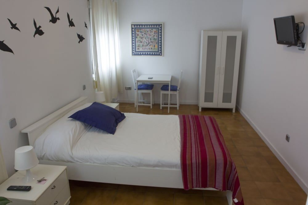 Monrooms Barcelona Superior Double Room 4