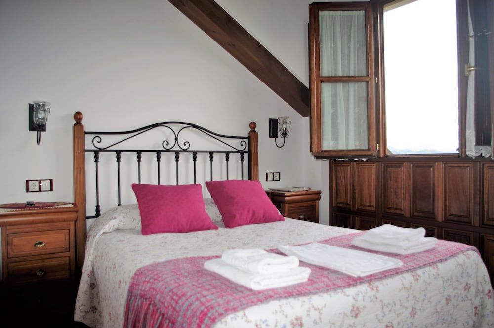 Double Room, 1 Double Bed (Room 5)