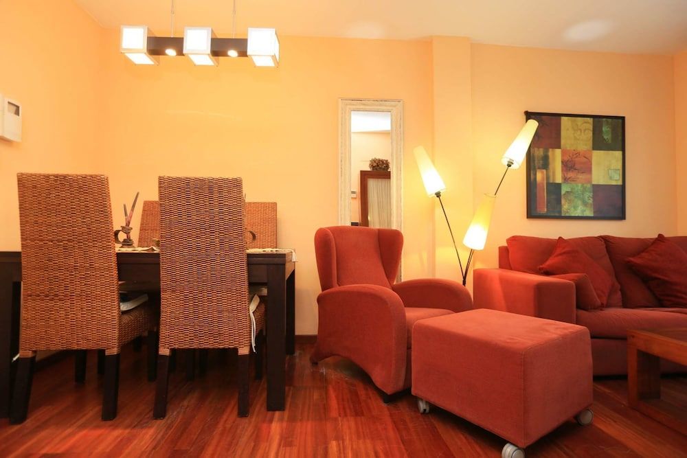 Apartment (2 Bedrooms)