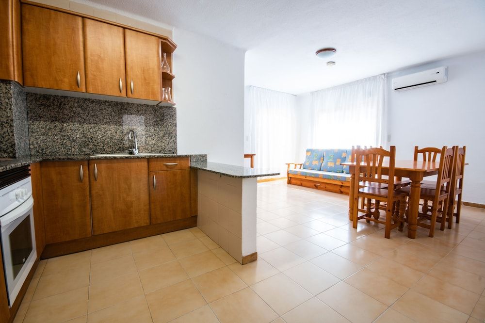 Apartment, 2 Bedrooms, Sea View