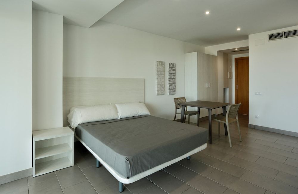Superior Studio, Sea View