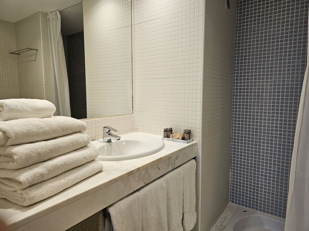 Apartaments Els Químics Apartment (3 adults + 1 child) 5