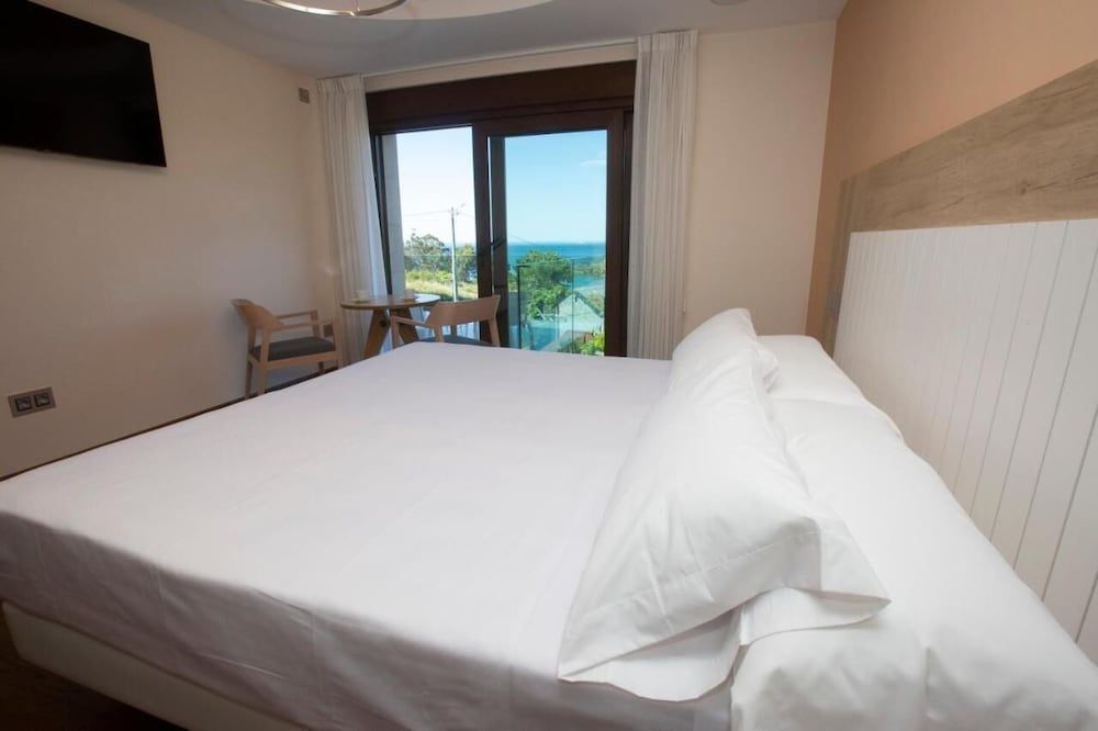 A Ballenera de Caneliñas