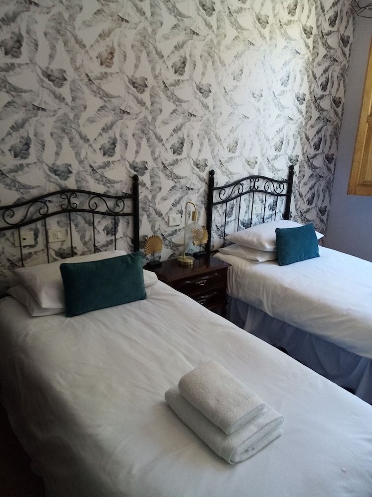 Superior Twin Room, Garden View