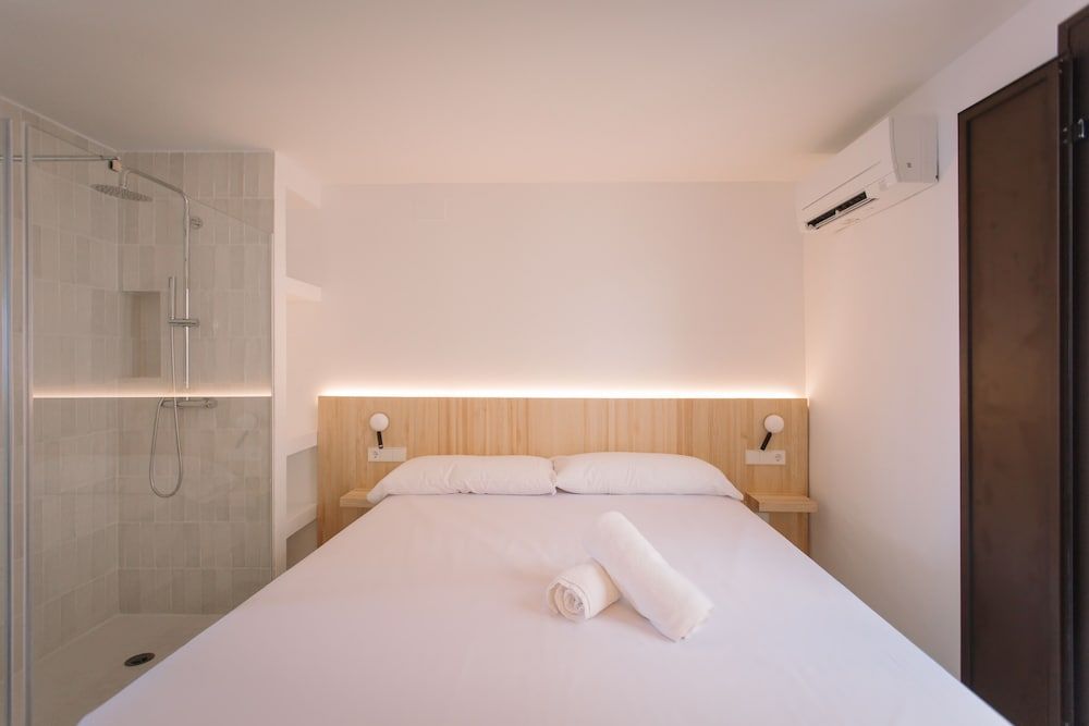 La Vila Hort Basic Duplex, Private Bathroom