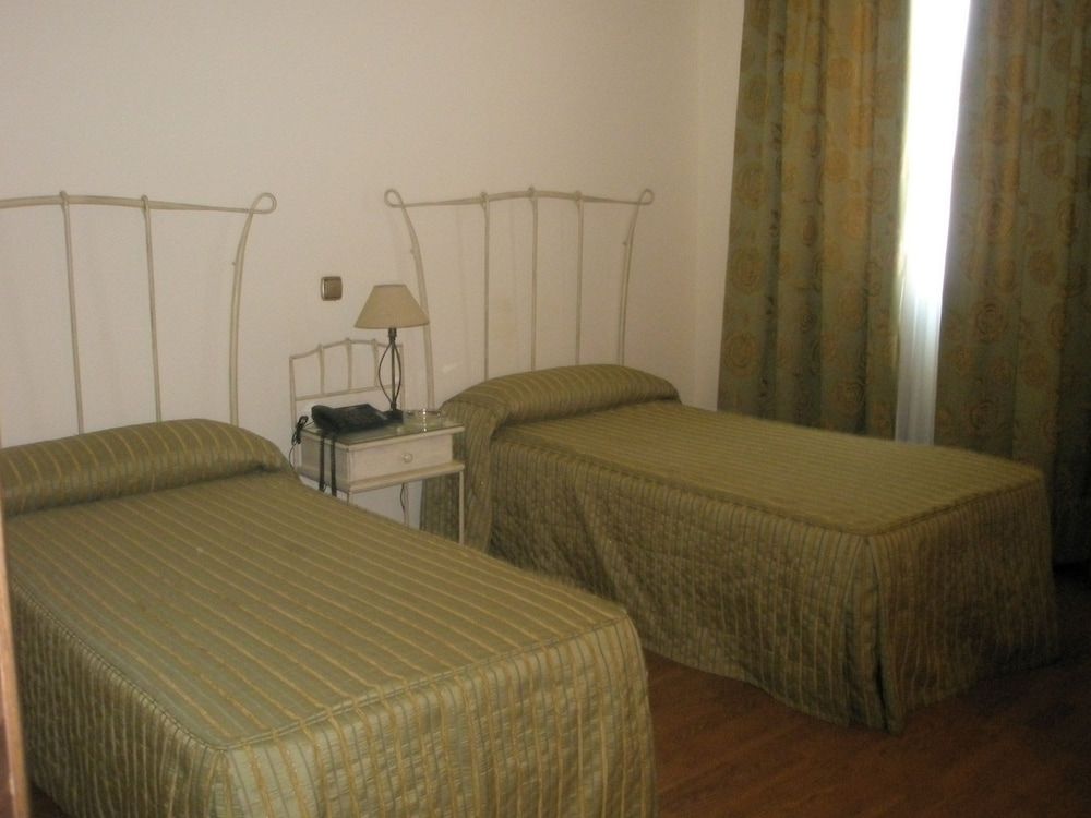 Basic Double or Twin Room
