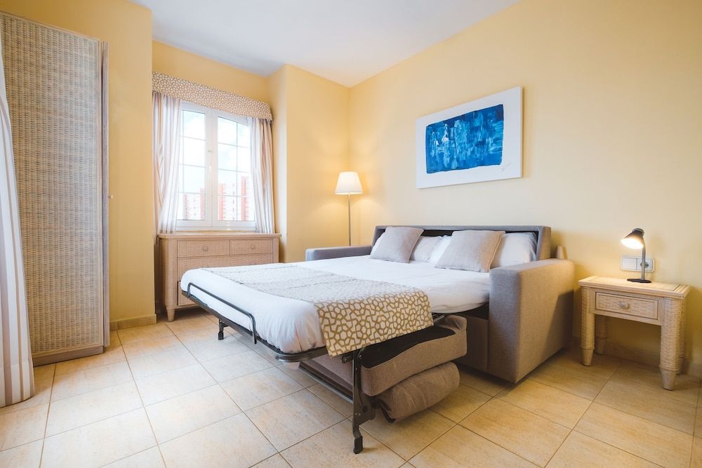 2 bedroom hydromassage plus apartment (2 adults + 1 child)