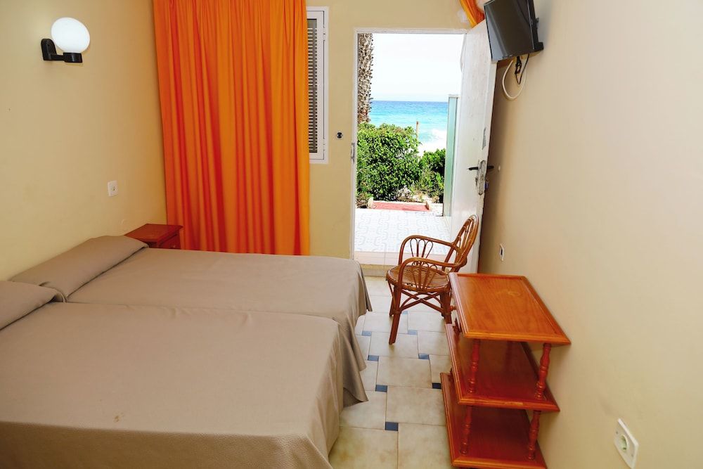 Hotel Playa Standard Twin Room, Sea View 3