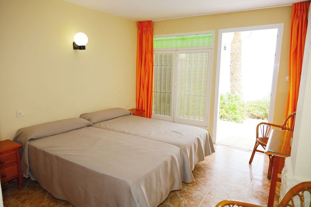 Hotel Playa Standard Twin Room, Sea View