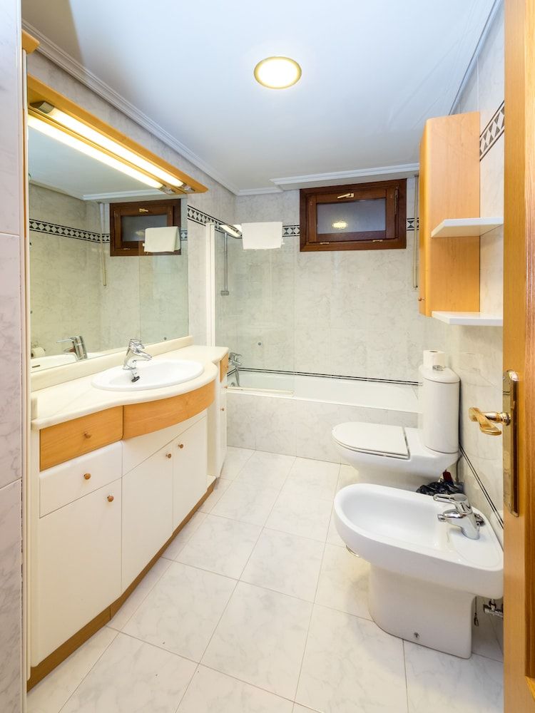 Apartamentos Gestión de Alojamientos Apartamento de 3 habitaciones 6