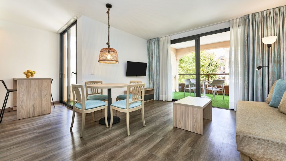 Apartment, 1 Bedroom, Balcony (2 Adults + 1 Child)