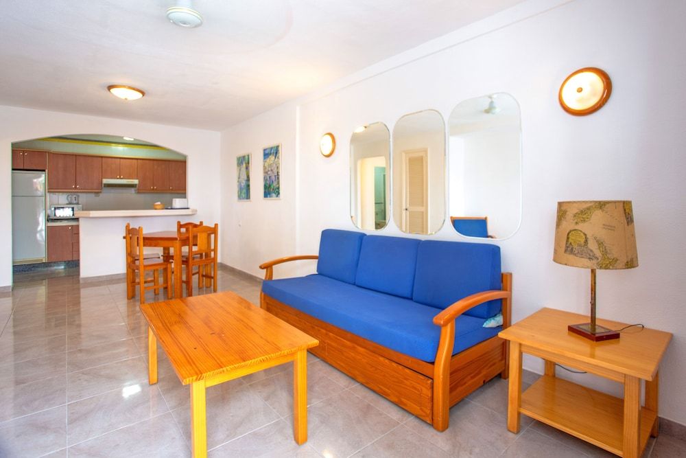 undefined Apartamentos Puerto Colon Club 3