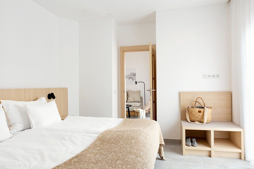 Sunwing Fanabe Beach SUITE ROYAL POOL VIEW 3 Adults 2