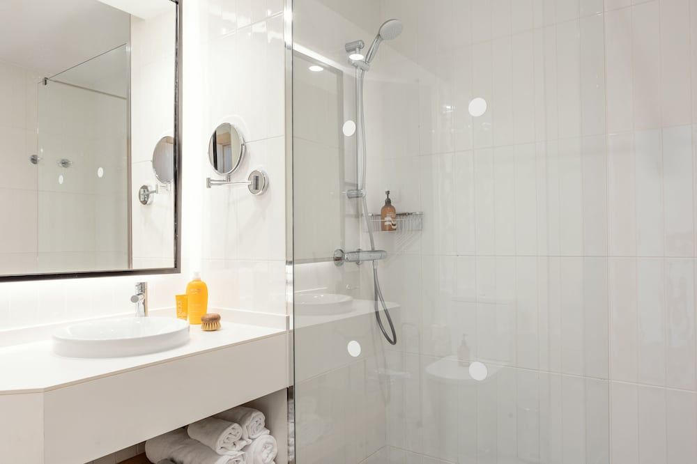 Sunwing Fanabe Beach Suite, Pool View (2 Adults, 1 Child) 9