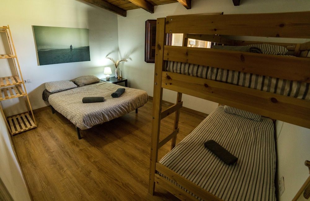 undefined Twin Fin Surf Camp - Hostel 5