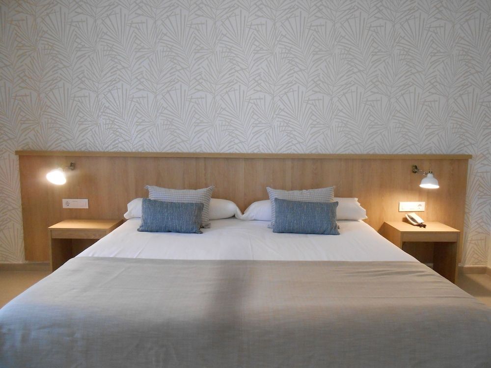 undefined Los Olivos Beach Resort 4