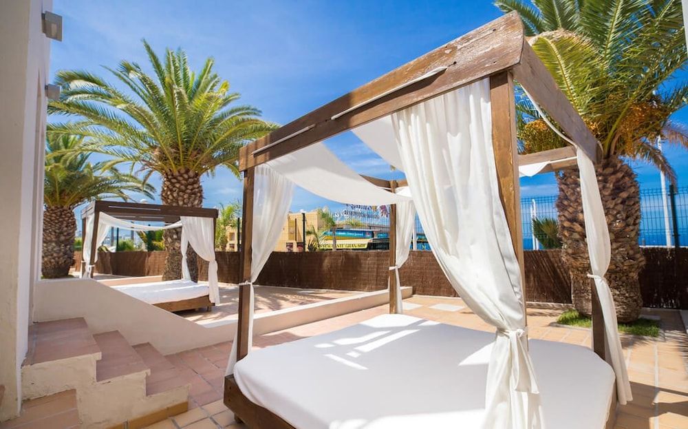 undefined Los Olivos Beach Resort 3