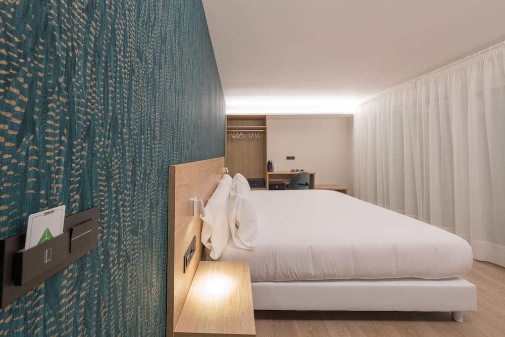 Hotel Meiga do Mar & Spa Superior Triple Room 8