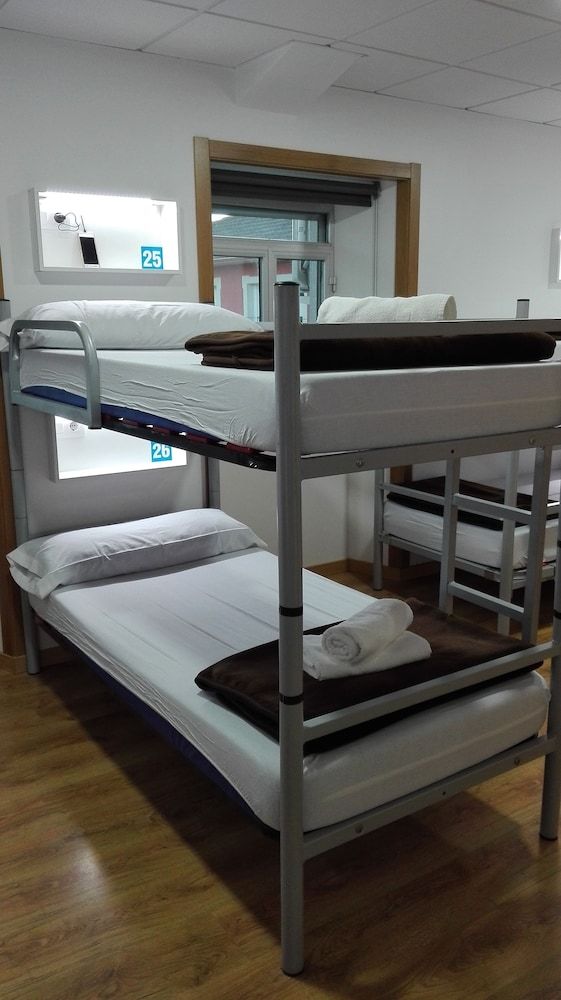 Shared Dormitory, Mixed Dorm (1 bed in 10 Bed Dorm)