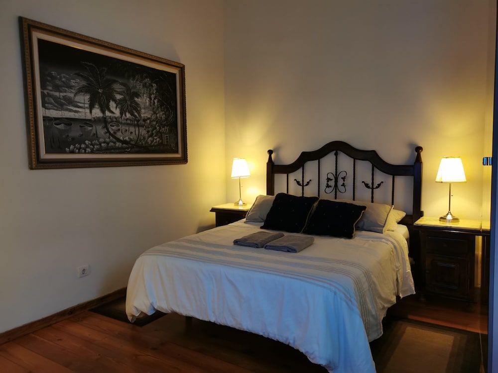 Santa Ana Suite & Rooms Standard Double Room 4