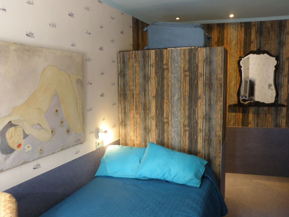 Deluxe Apartment, 3 Bedrooms, Harbor View, Overwater