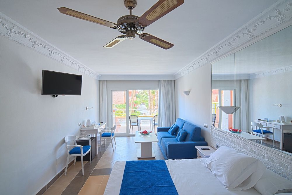 Playacapricho Hotel Comfort Double Room 2