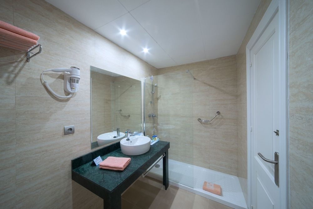 Playacapricho Hotel Comfort Double Room 6