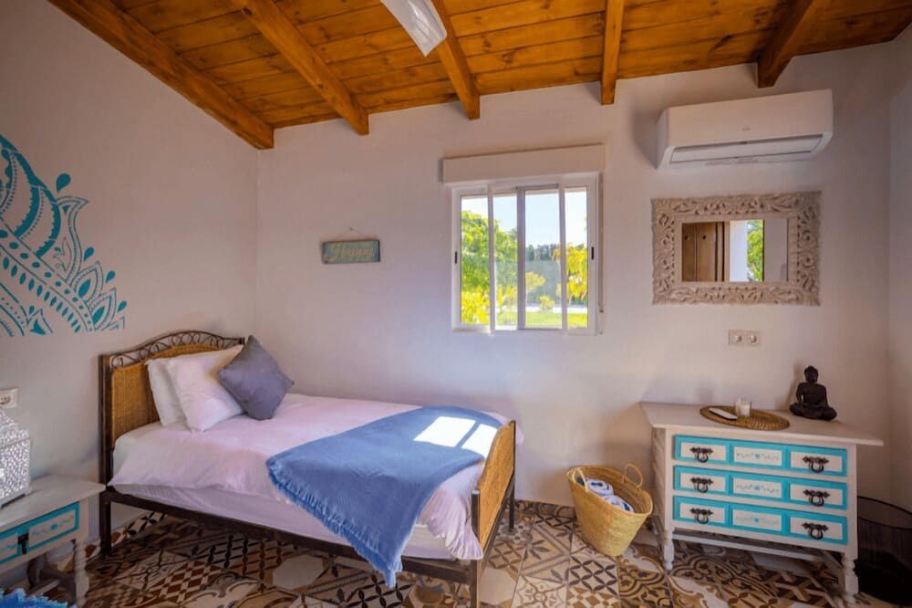 The Stables Room 10