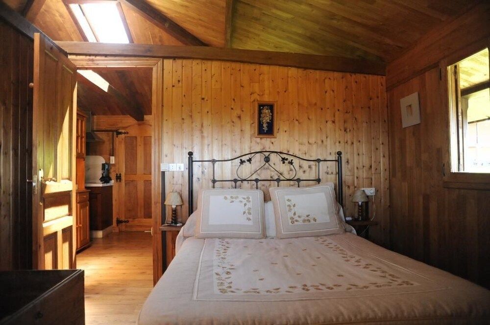 House, 2 Bedrooms