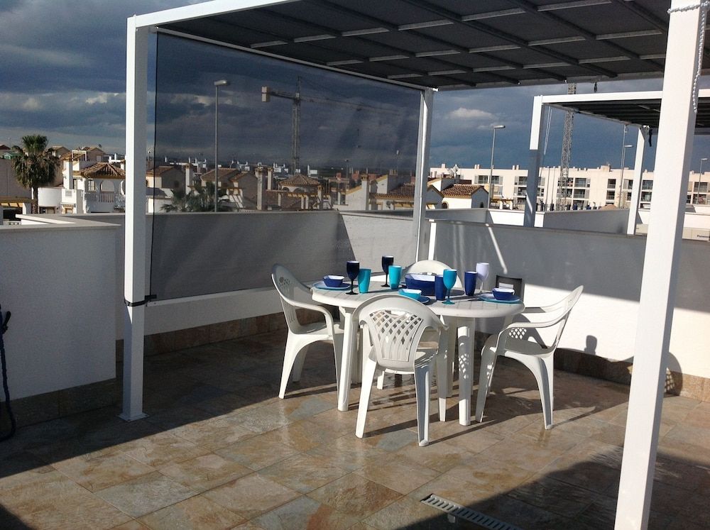 Apartment (2 Bedrooms)