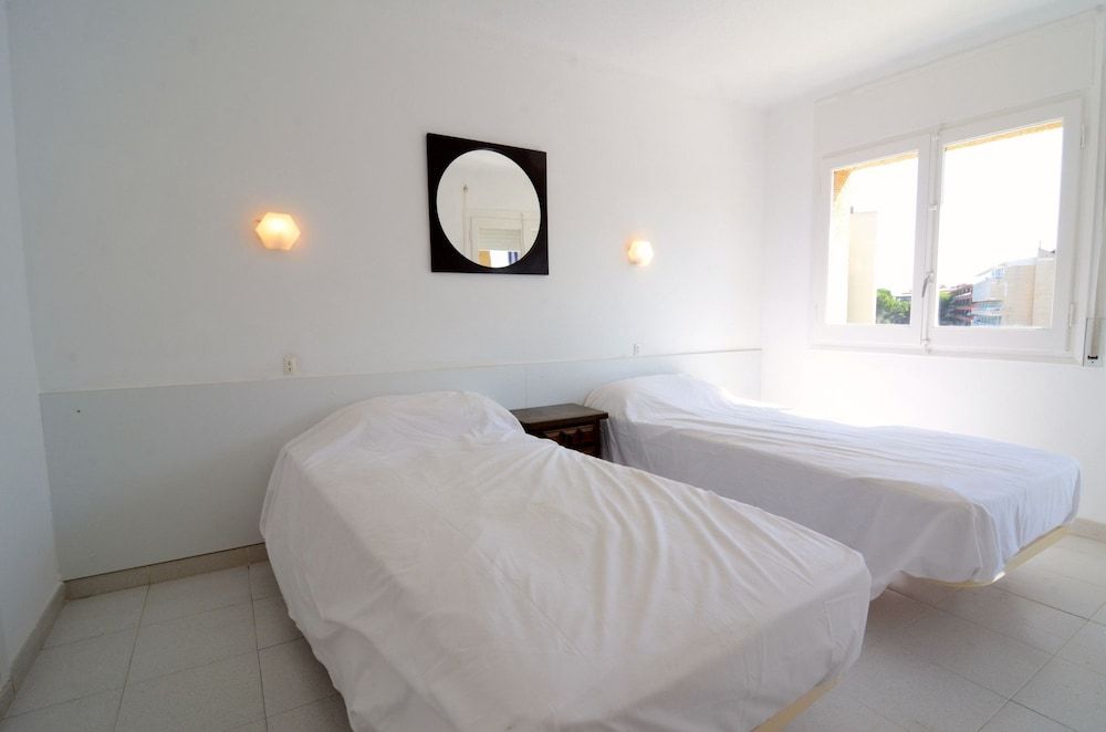 Apartment, 2 Bedrooms (D 3-4)