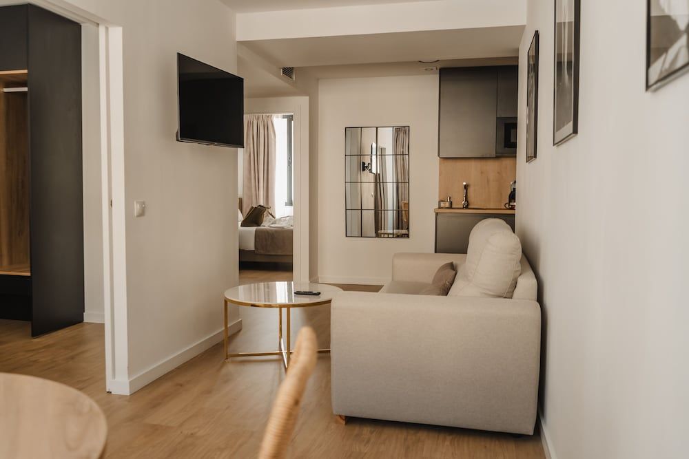 esZentrico Suites Jerez Family Apartment, 2 Bedrooms 6