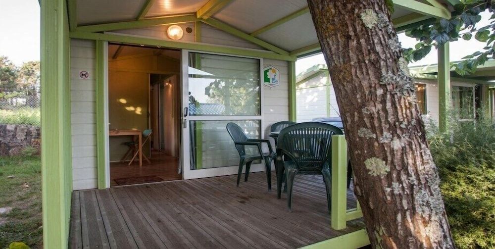 Standard Bungalow (Verde)