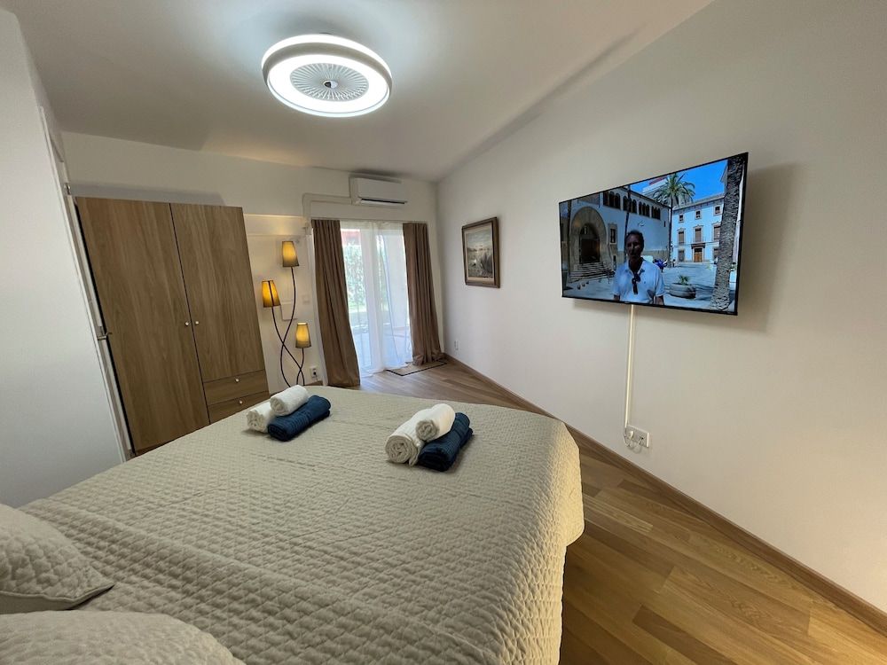 Annas Garden 6. Emelie - Deluxe Double Room 4