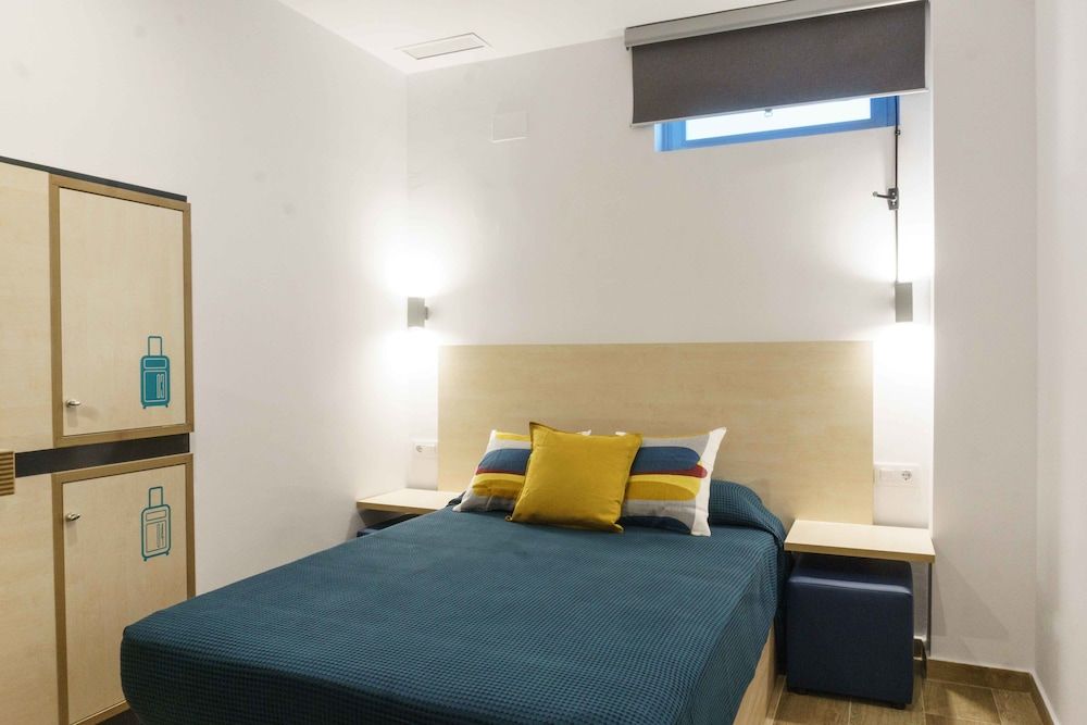 TAKE Hostel Conil Double Room, Private Bathroom 3