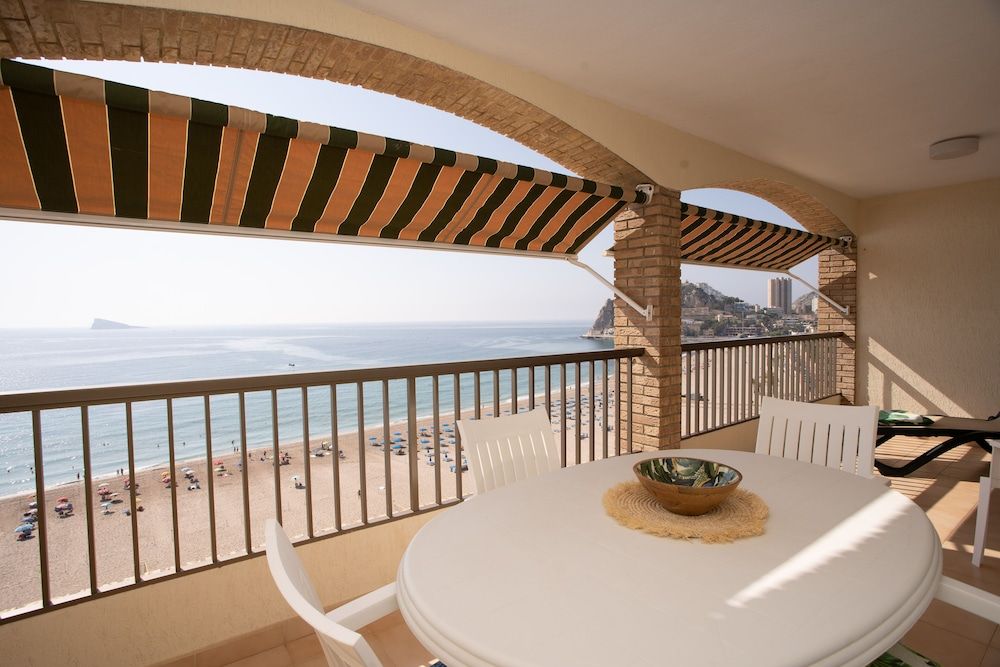 Apartamento familiar, vistas al mar