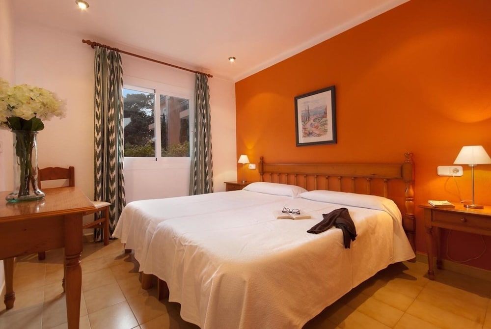 Family Apartment, 2 Bedrooms, Pool View