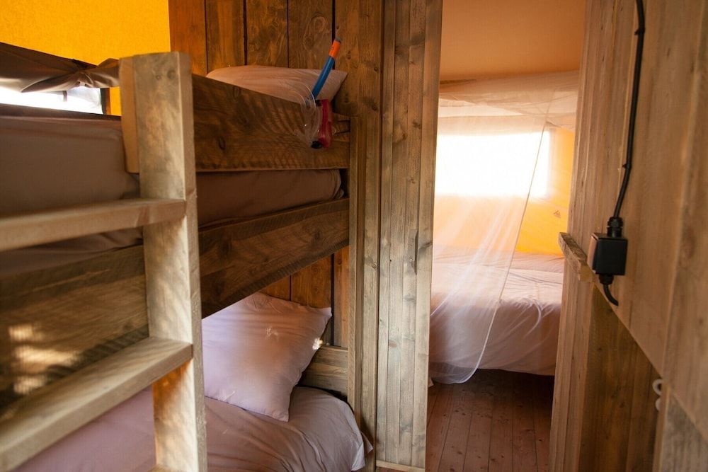 Glamping (Safari)