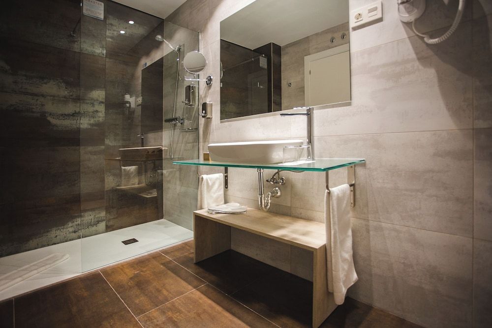 DWO Ábaster Family Triple Room 4