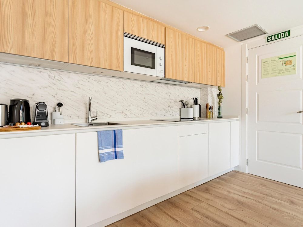 Limehome Haro Calle de la Vega One-Bedroom Apartment 12