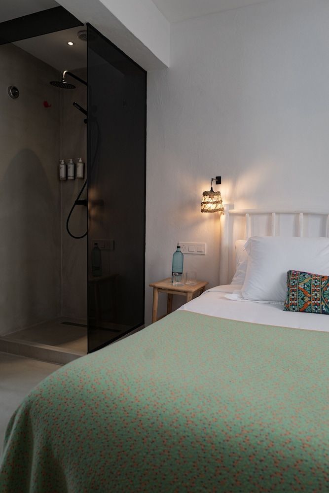 Hostal Mar y Sal Deluxe Double Room 14